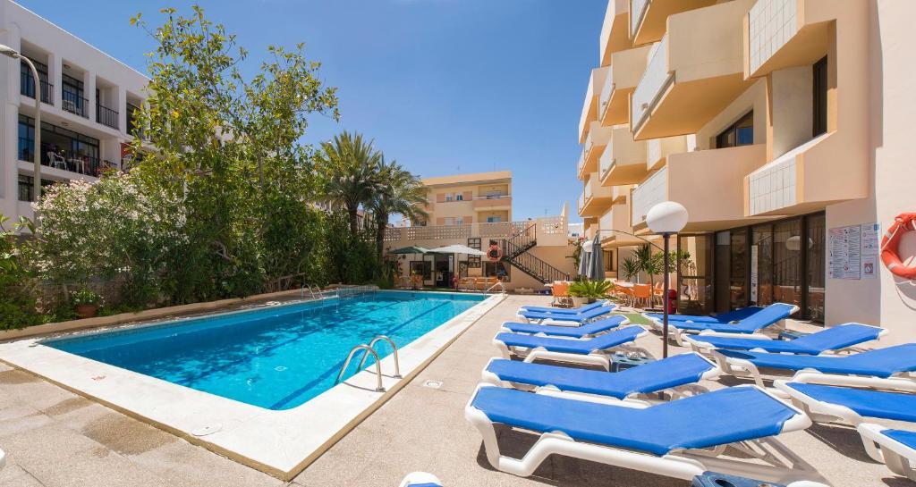 Apartamentos Jovial Sant Antoni de Portmany Exterior foto